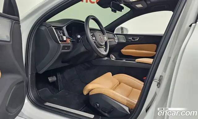 Volvo S60 2024 2.0 автомат (гидро), миниатюра 12