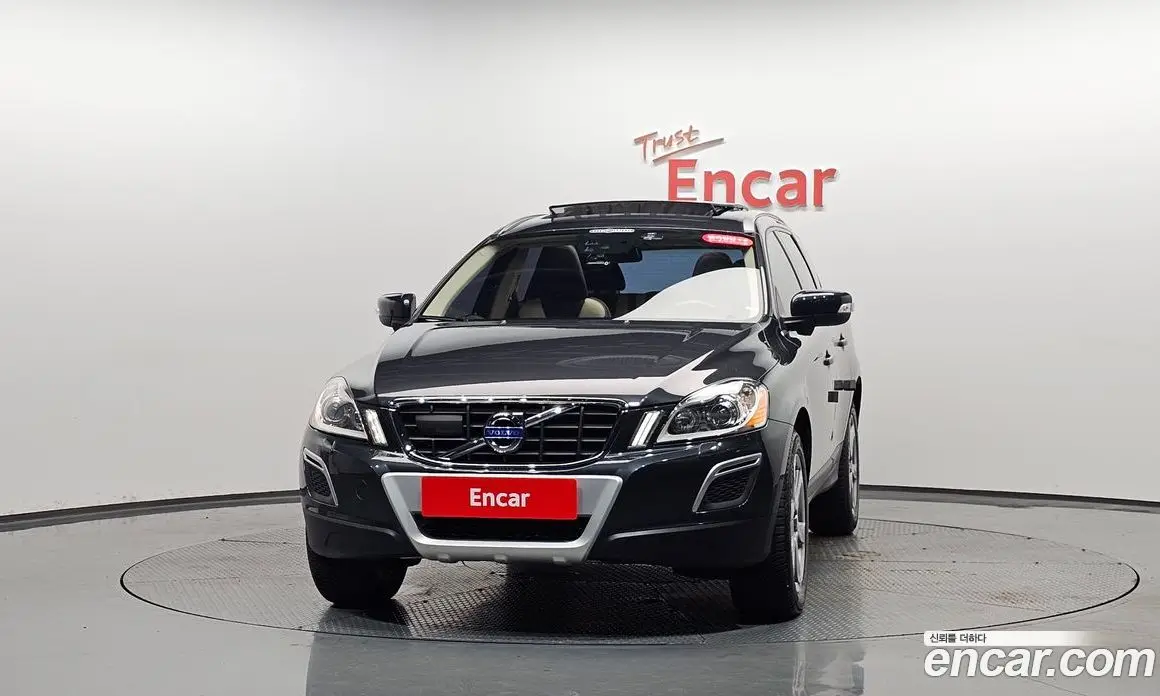 Volvo XC60 2012 2.4 автомат (гидро), фото 2 Volvo XC60 2012 2.4 автомат (гидро), фото 2