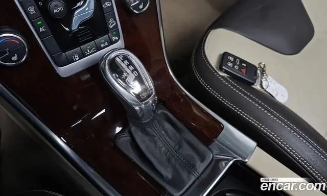 Volvo XC60 2012 2.4 автомат (гидро), миниатюра 11 Volvo XC60 2012 2.4 автомат (гидро), миниатюра 11