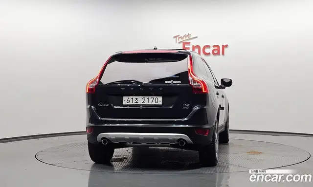 Volvo XC60 2012 2.4 автомат (гидро), миниатюра 3 Volvo XC60 2012 2.4 автомат (гидро), миниатюра 3