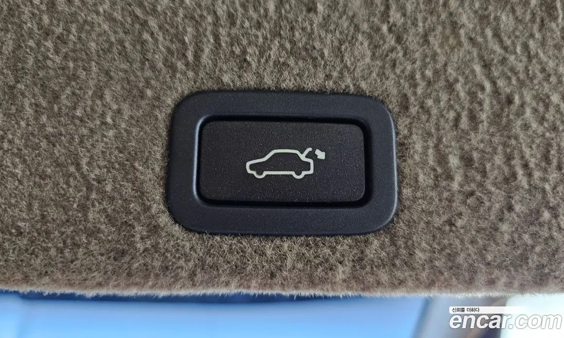 Volvo XC60 2012 2.4 автомат (гидро), фото 35 Volvo XC60 2012 2.4 автомат (гидро), фото 35