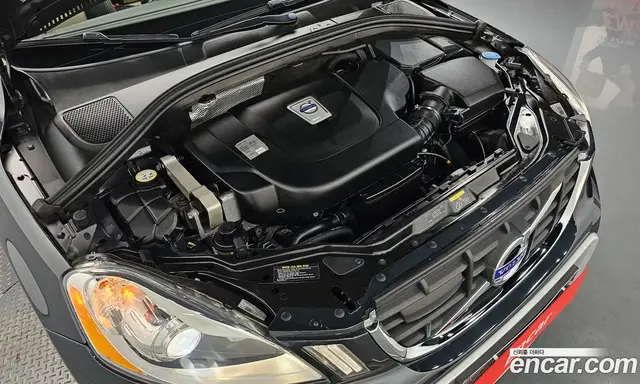 Volvo XC60 2012 2.4 автомат (гидро), миниатюра 5 Volvo XC60 2012 2.4 автомат (гидро), миниатюра 5
