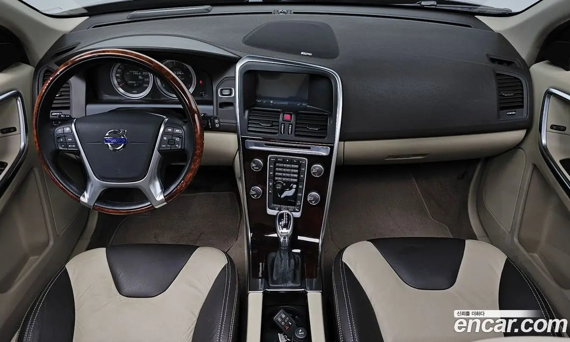 Volvo XC60 2012 2.4 автомат (гидро), фото 9 Volvo XC60 2012 2.4 автомат (гидро), фото 9