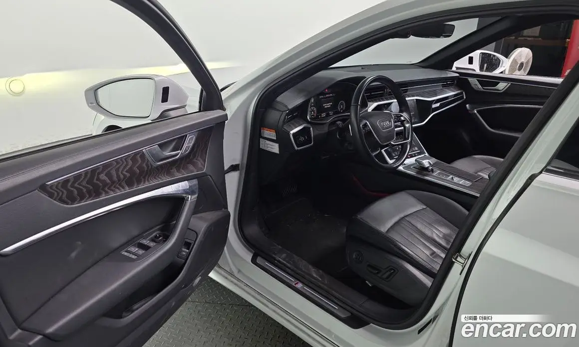 Audi A6 2022 2.0 автомат (гидро), фото 10 Audi A6 2022 2.0 автомат (гидро), фото 10