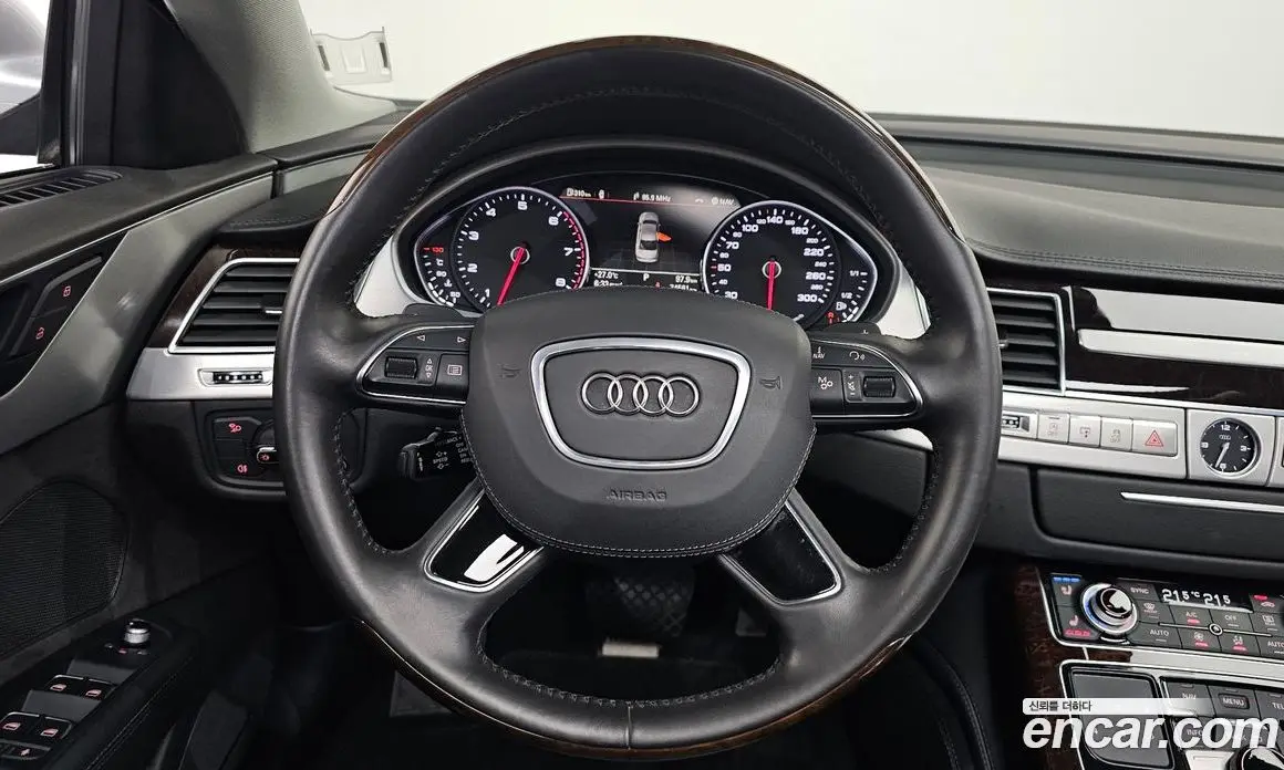 Audi A8 2013 4.0 автомат (гидро), фото 14 Audi A8 2013 4.0 автомат (гидро), фото 14