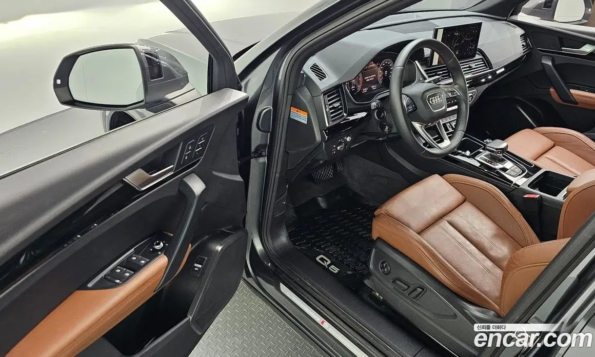 Audi Q5 2021 2.0 автомат (гидро), фото 13