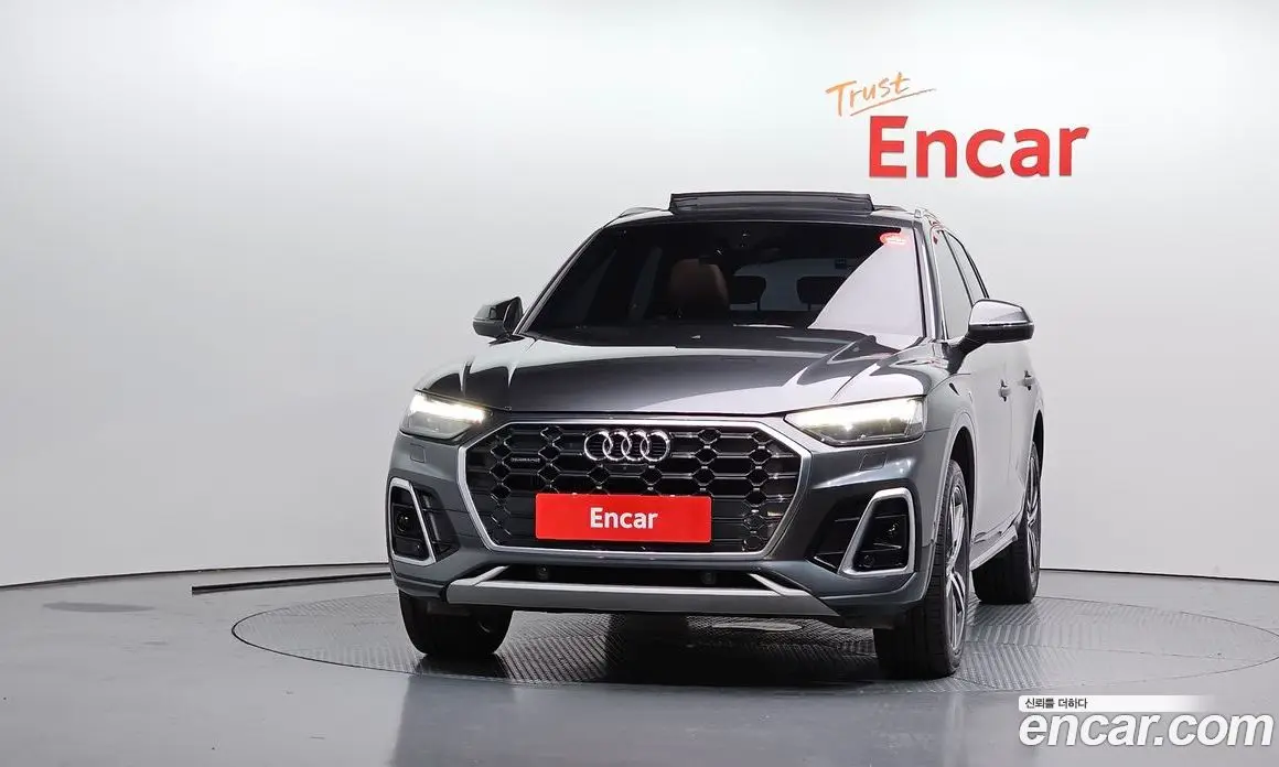 Audi Q5 2021 2.0 автомат (гидро), фото 3