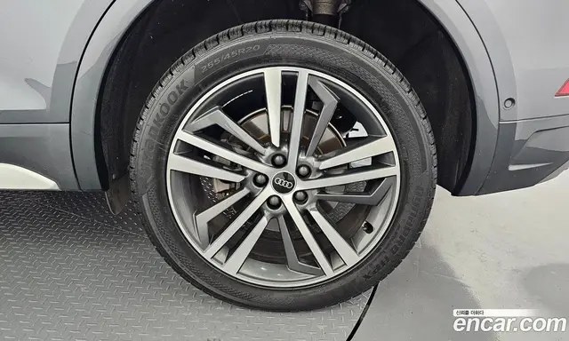 Audi Q5 2021 2.0 автомат (гидро), миниатюра 7