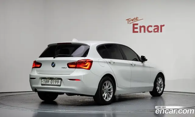 BMW 1 серия 2016 2.0 автомат (гидро), миниатюра 2