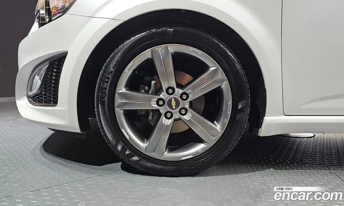 Chevrolet Aveo 2015 1.4 автомат (гидро), фото 5