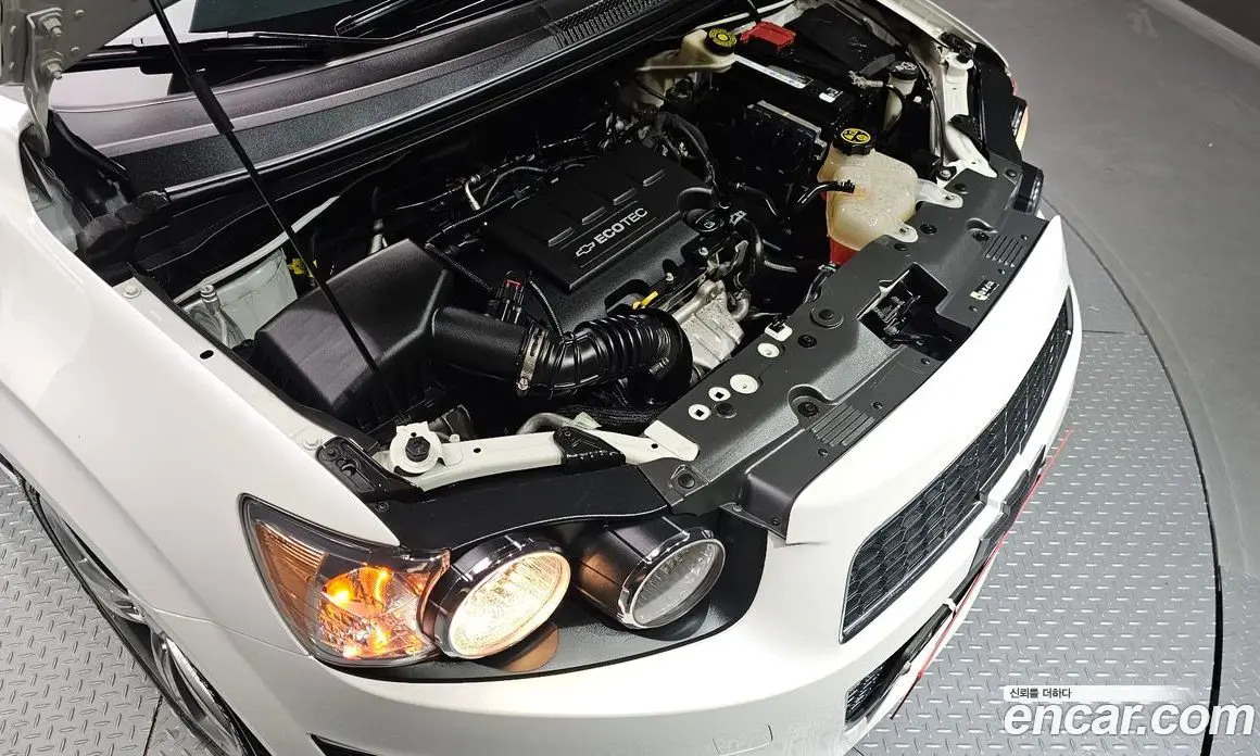 Chevrolet Aveo 2015 1.4 автомат (гидро), фото 6