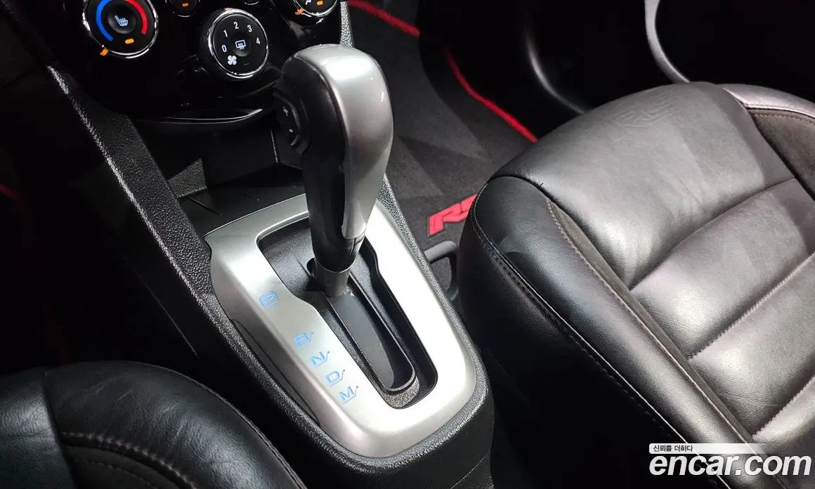 Chevrolet Aveo 2015 1.4 автомат (гидро), фото 9