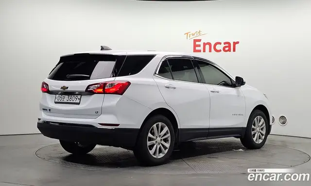 Chevrolet Equinox 2018 1.6 автомат (гидро), миниатюра 2 Chevrolet Equinox 2018 1.6 автомат (гидро), миниатюра 2
