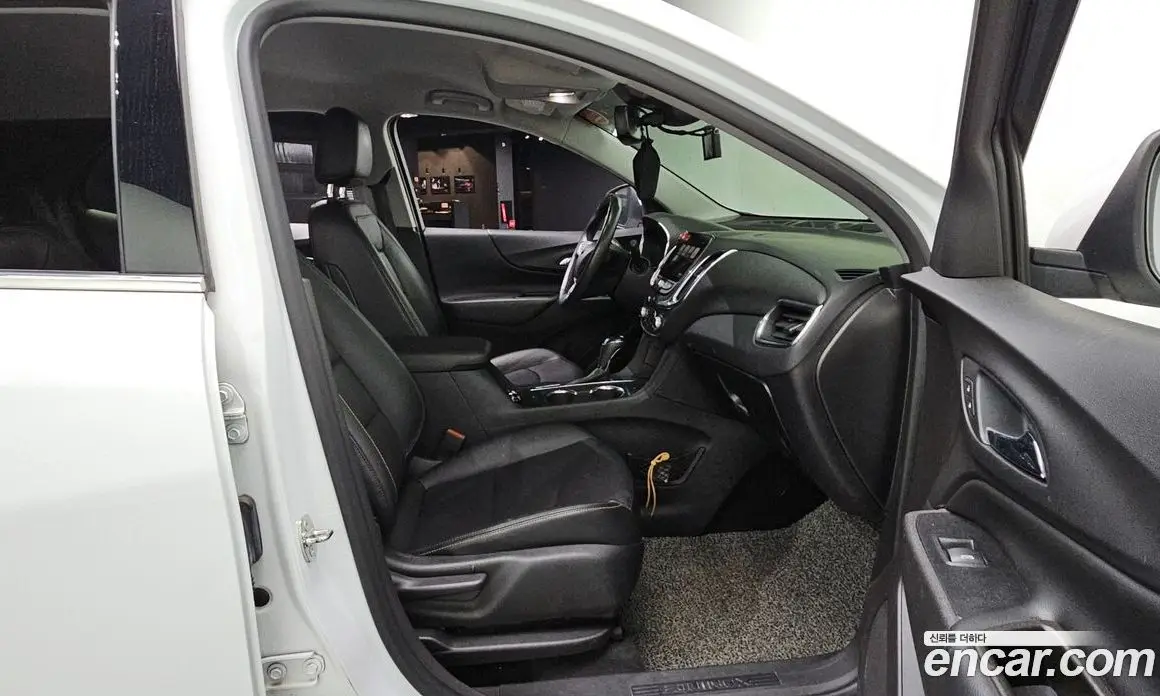 Chevrolet Equinox 2018 1.6 автомат (гидро), фото 12 Chevrolet Equinox 2018 1.6 автомат (гидро), фото 12