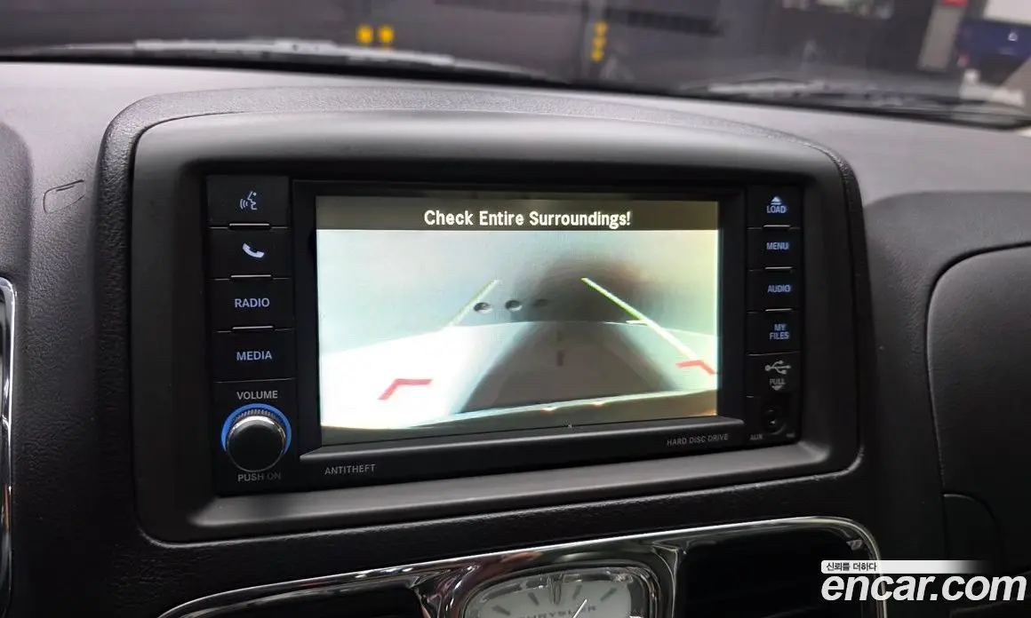 Chrysler Grand Voyager 2016 3.6 автомат (гидро), фото 14 Chrysler Grand Voyager 2016 3.6 автомат (гидро), фото 14