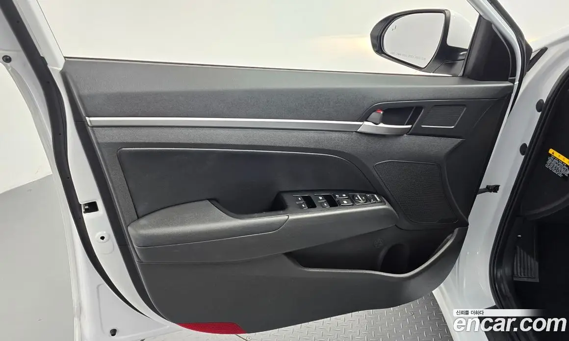 Hyundai Avante 2020 1.6 автомат (гидро), фото 14