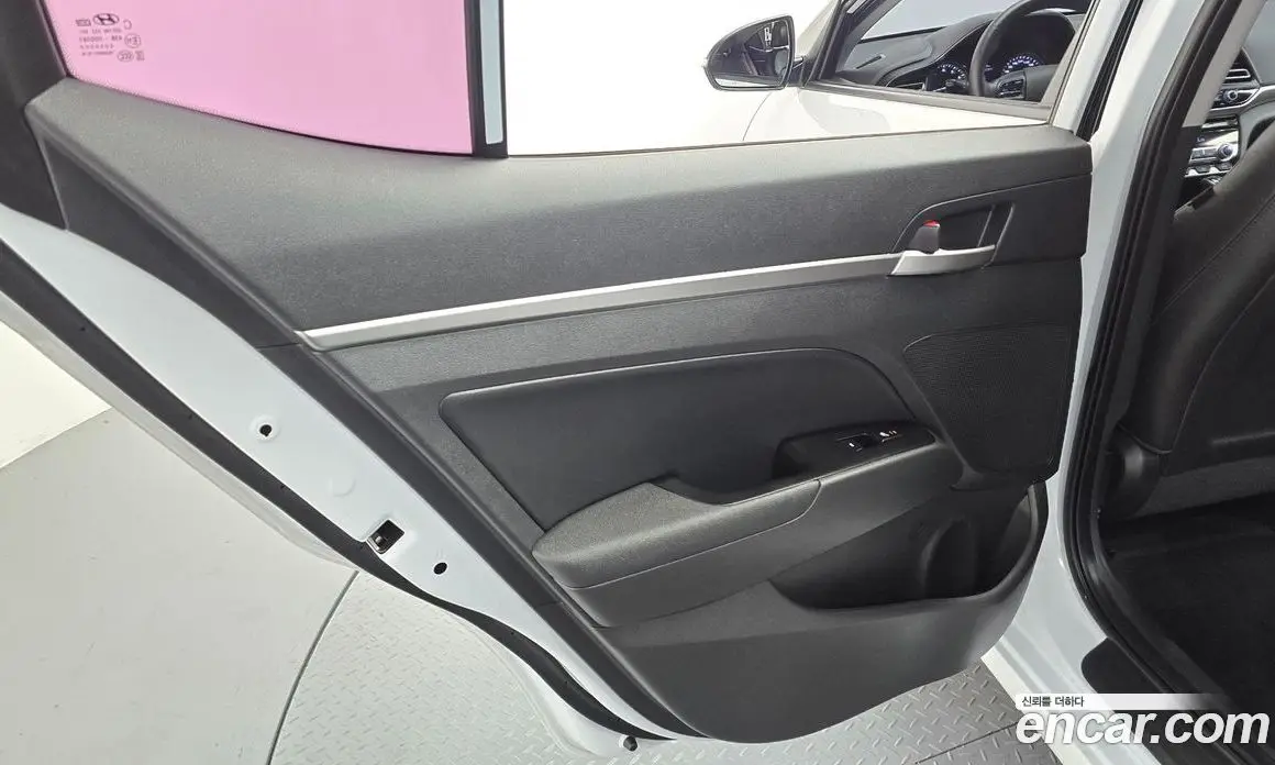 Hyundai Avante 2020 1.6 автомат (гидро), фото 15
