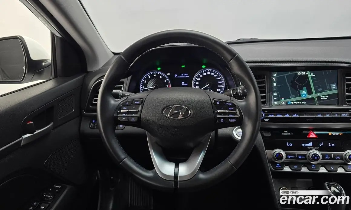 Hyundai Avante 2020 1.6 автомат (гидро), фото 18