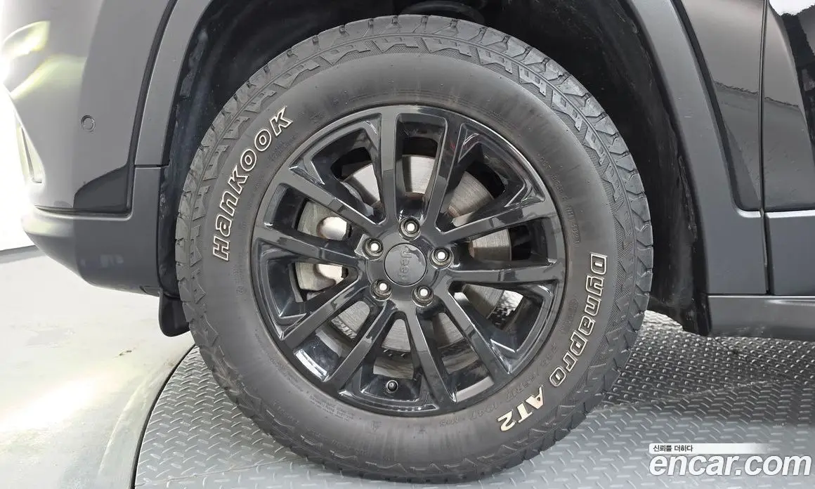 Jeep Cherokee 2019 2.4 автомат (гидро), фото 5 Jeep Cherokee 2019 2.4 автомат (гидро), фото 5