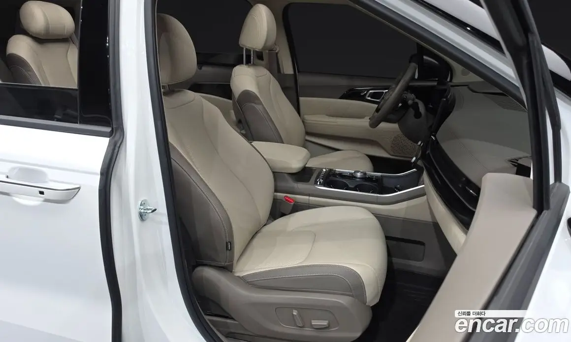 Kia Carnival 2025 1.6 автомат (гидро), фото 16