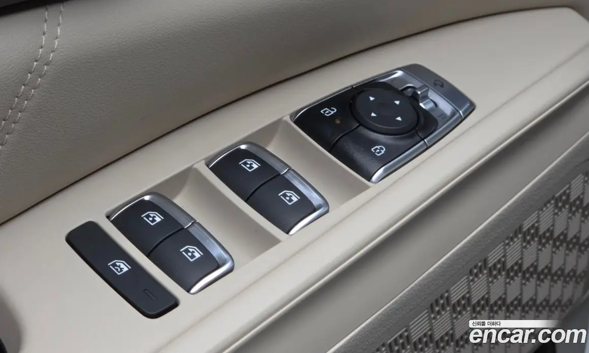 Kia Carnival 2025 1.6 автомат (гидро), фото 29