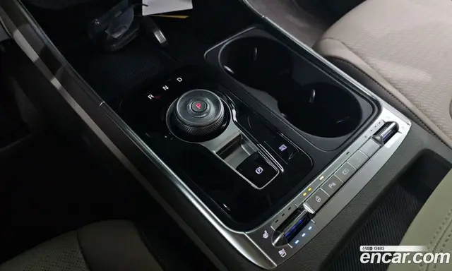 Kia Carnival 2025 2.2 автомат (гидро), миниатюра 11 Kia Carnival 2025 2.2 автомат (гидро), миниатюра 11