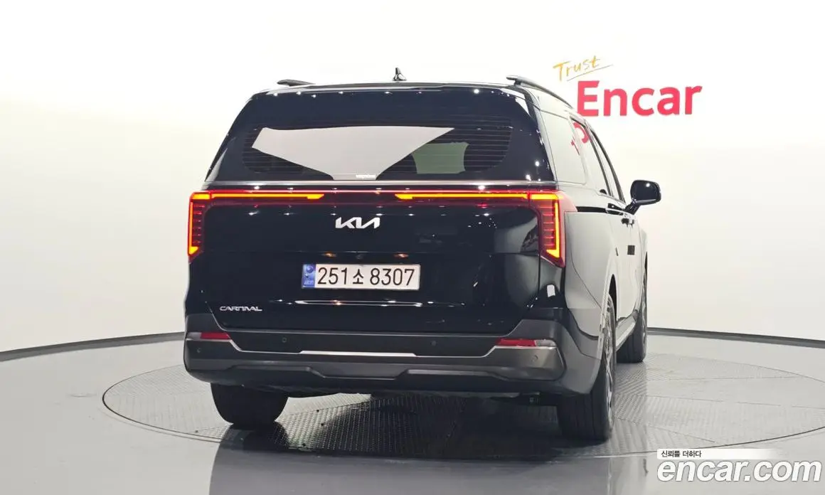 Kia Carnival 2025 2.2 автомат (гидро), фото 3 Kia Carnival 2025 2.2 автомат (гидро), фото 3