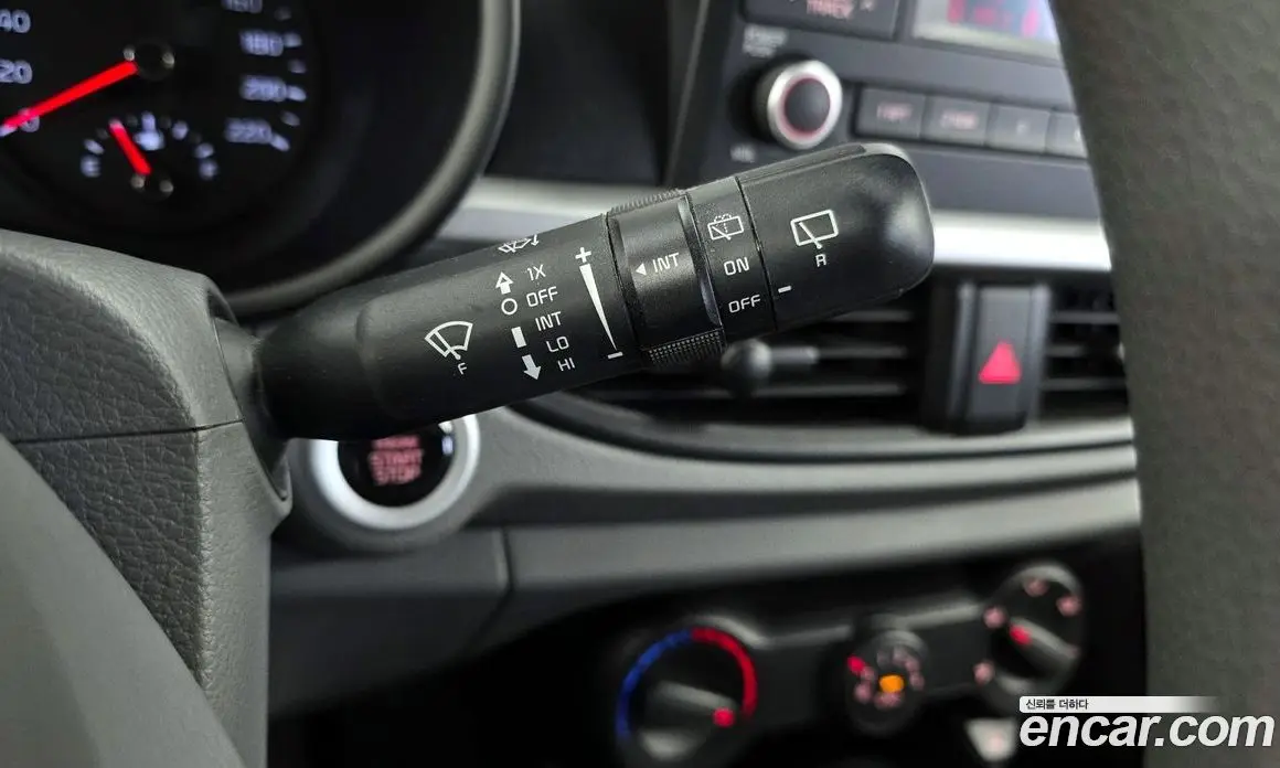 Kia Morning 2019 1.0 автомат (гидро), фото 13