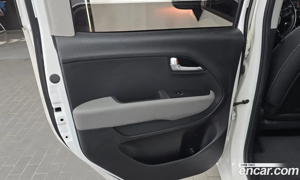 Kia Ray 2023 1.0 автомат (гидро), фото 15 Kia Ray 2023 1.0 автомат (гидро), фото 15