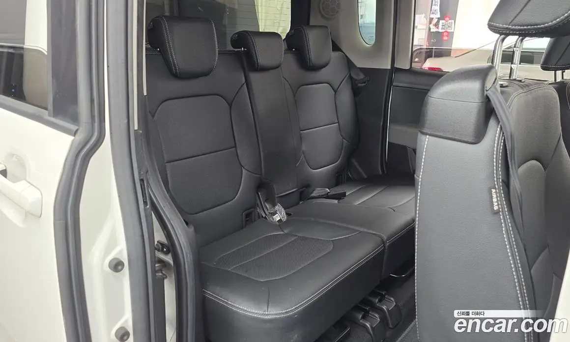 Kia Ray 2023 1.0 автомат (гидро), фото 18 Kia Ray 2023 1.0 автомат (гидро), фото 18