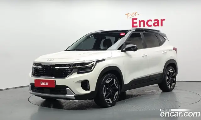 Kia Seltos 2022 2.0 автомат (гидро), миниатюра 1 Kia Seltos 2022 2.0 автомат (гидро), миниатюра 1