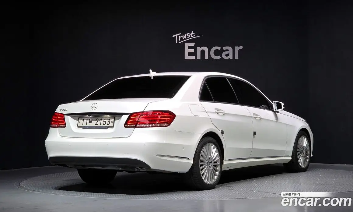 Mercedes-Benz E-Class 2015 3.5 автомат (гидро), фото 2 Mercedes-Benz E-Class 2015 3.5 автомат (гидро), фото 2