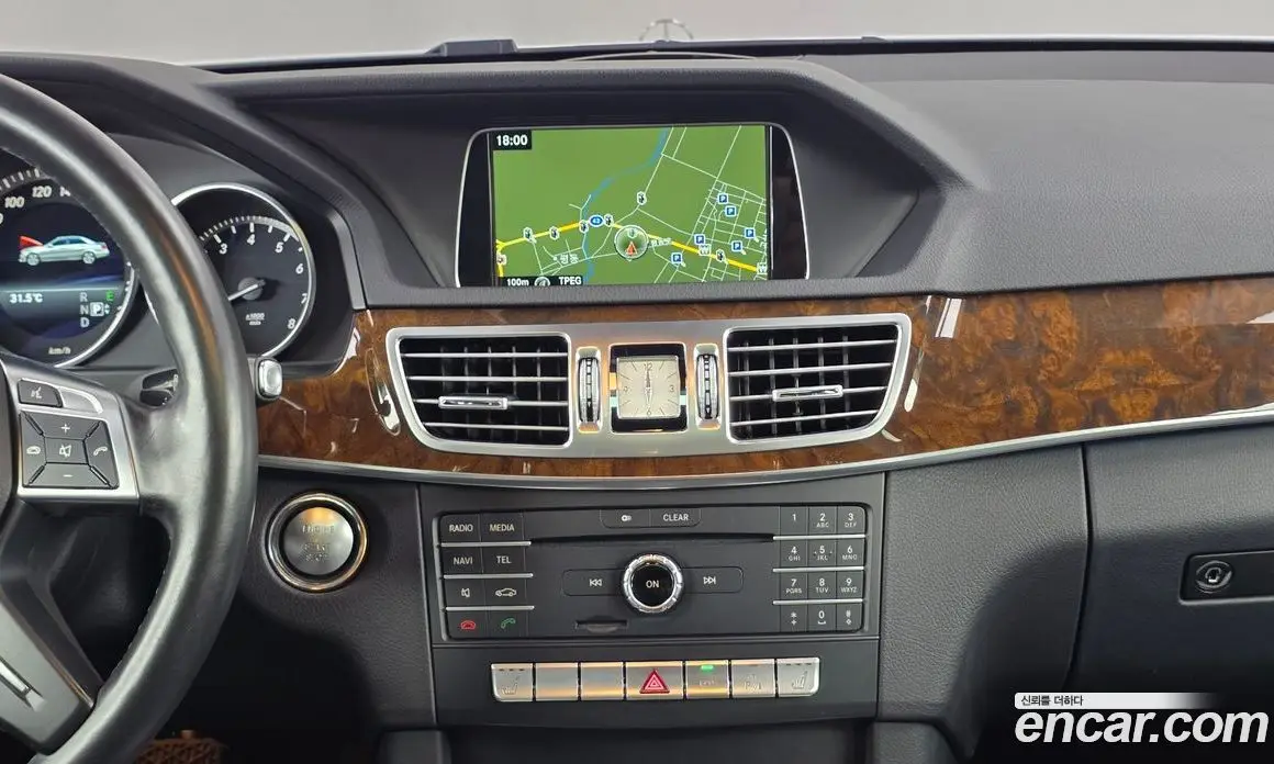 Mercedes-Benz E-Class 2015 3.5 автомат (гидро), фото 14 Mercedes-Benz E-Class 2015 3.5 автомат (гидро), фото 14