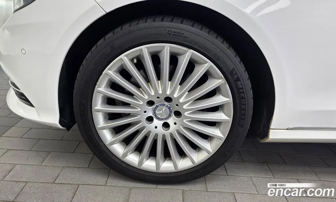 Mercedes-Benz E-Class 2015 3.5 автомат (гидро), фото 5 Mercedes-Benz E-Class 2015 3.5 автомат (гидро), фото 5