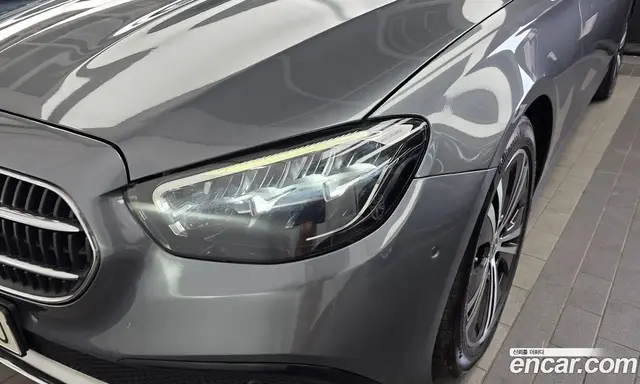 Mercedes-Benz E-Class 2021 2.0 автомат (гидро), миниатюра 8