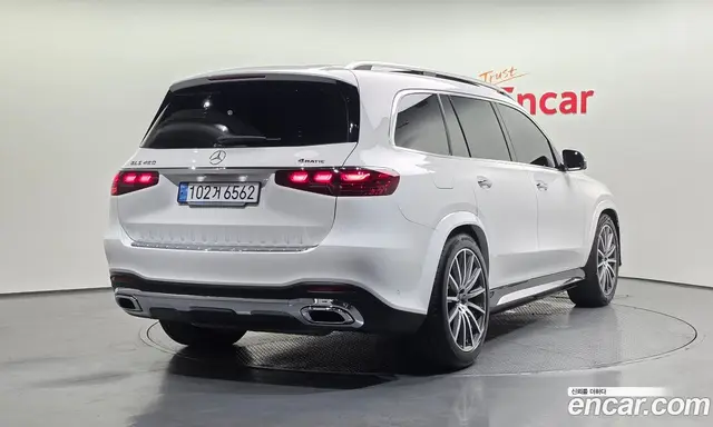Mercedes-Benz GLS-Class 2025 3.0 автомат (гидро), миниатюра 2