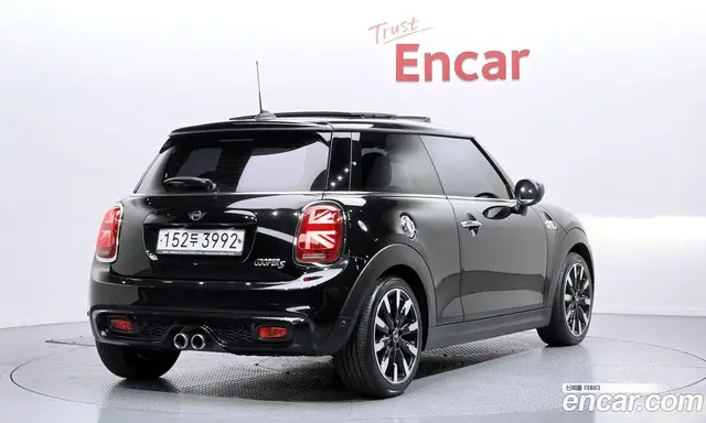 Mini Cooper 2019 2.0 автомат (гидро), миниатюра 2 Mini Cooper 2019 2.0 автомат (гидро), миниатюра 2