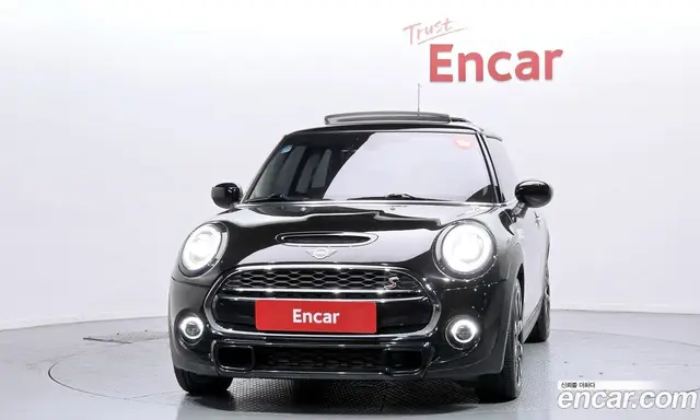Mini Cooper 2019 2.0 автомат (гидро), миниатюра 3 Mini Cooper 2019 2.0 автомат (гидро), миниатюра 3