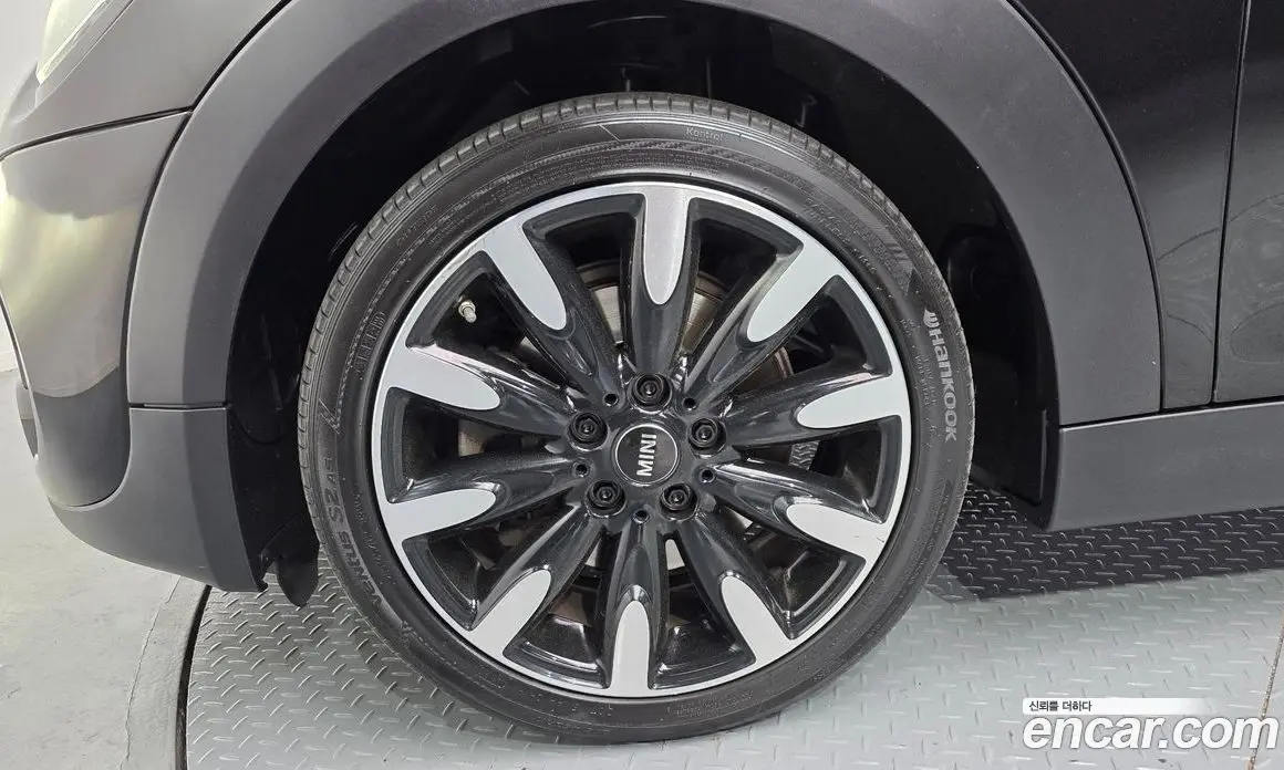 Mini Cooper 2019 2.0 автомат (гидро), фото 5 Mini Cooper 2019 2.0 автомат (гидро), фото 5