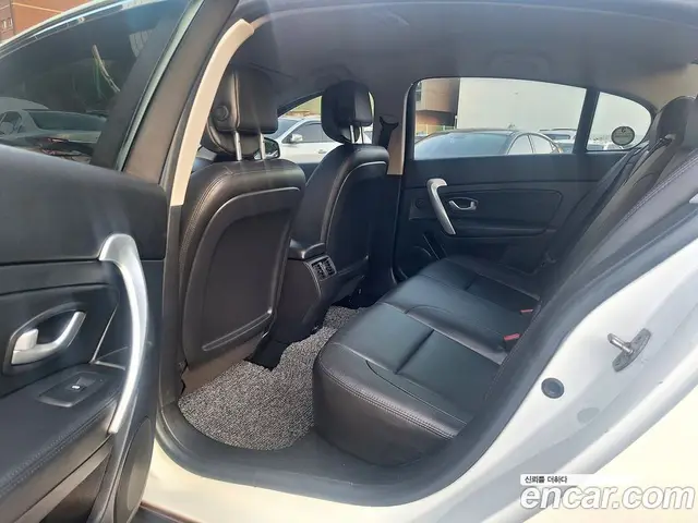 Renault (Samsung) SM5 2015 2.0 автомат (гидро), миниатюра 9
