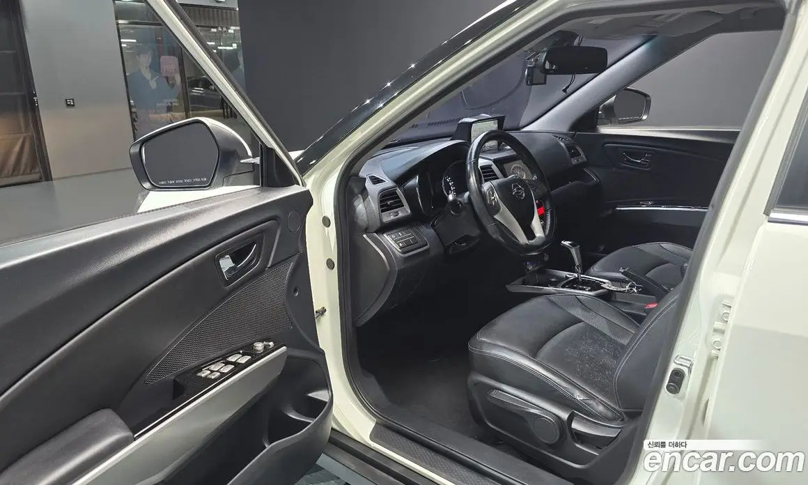 SsangYong TIBOLI 2015 1.6 автомат (гидро), фото 13