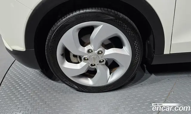SsangYong TIBOLI 2015 1.6 автомат (гидро), миниатюра 5