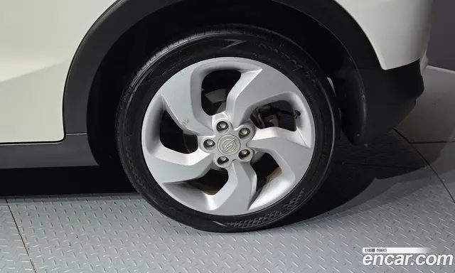 SsangYong TIBOLI 2015 1.6 автомат (гидро), миниатюра 7