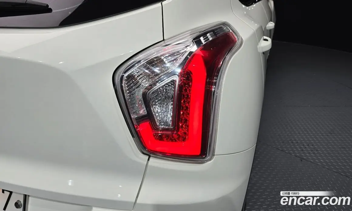 SsangYong TIBOLI 2015 1.6 автомат (гидро), фото 9