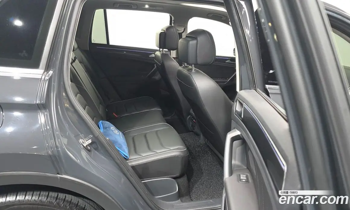 Volkswagen Tiguan 2022 2.0 автомат (гидро), фото 12