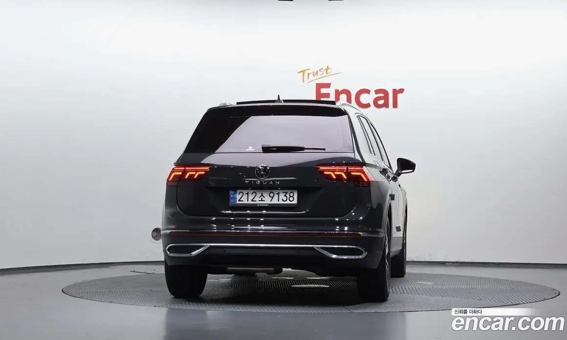 Volkswagen Tiguan 2022 2.0 автомат (гидро), фото 4