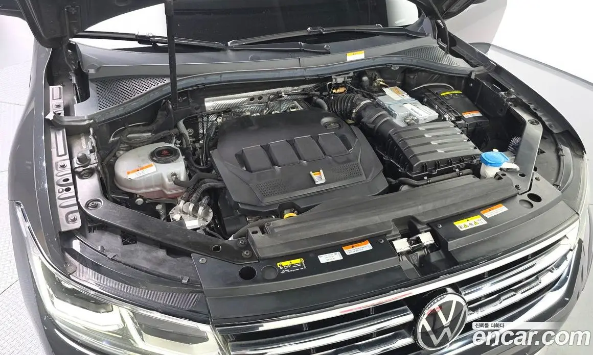 Volkswagen Tiguan 2022 2.0 автомат (гидро), фото 6