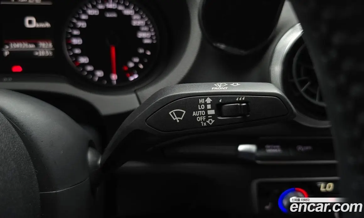 Audi A3 2018 2.0 автомат (гидро), фото 23 Audi A3 2018 2.0 автомат (гидро), фото 23