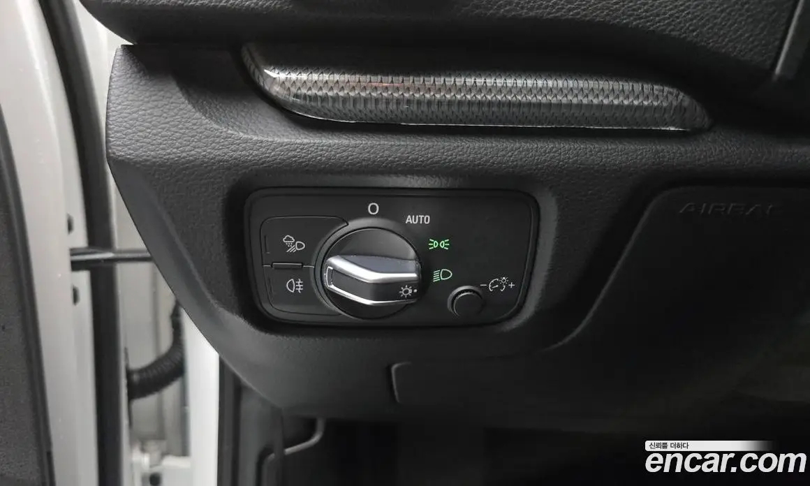 Audi A3 2018 2.0 автомат (гидро), фото 24 Audi A3 2018 2.0 автомат (гидро), фото 24