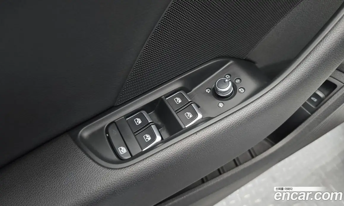 Audi A3 2018 2.0 автомат (гидро), фото 27 Audi A3 2018 2.0 автомат (гидро), фото 27